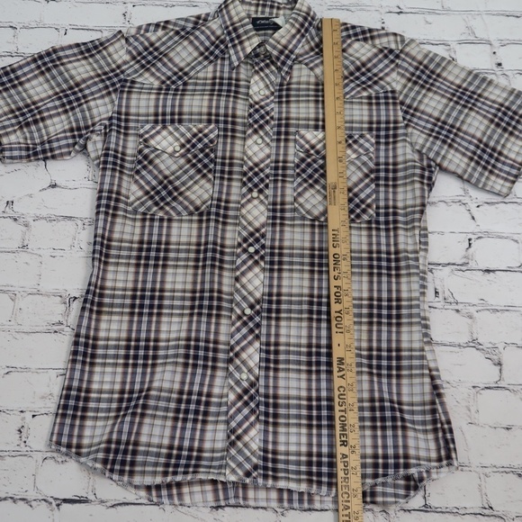 Wrangler VTG  Women Button Down Lot of 2 Shirts Pearl Snap Short Sleeve Plaid M - Picture 10 of 16